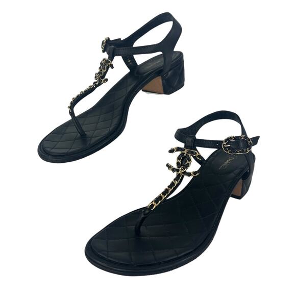 Chanel Lambskin Chain Interlocking CC Logo Thong Sandals in Black - Picture 2 of 16
